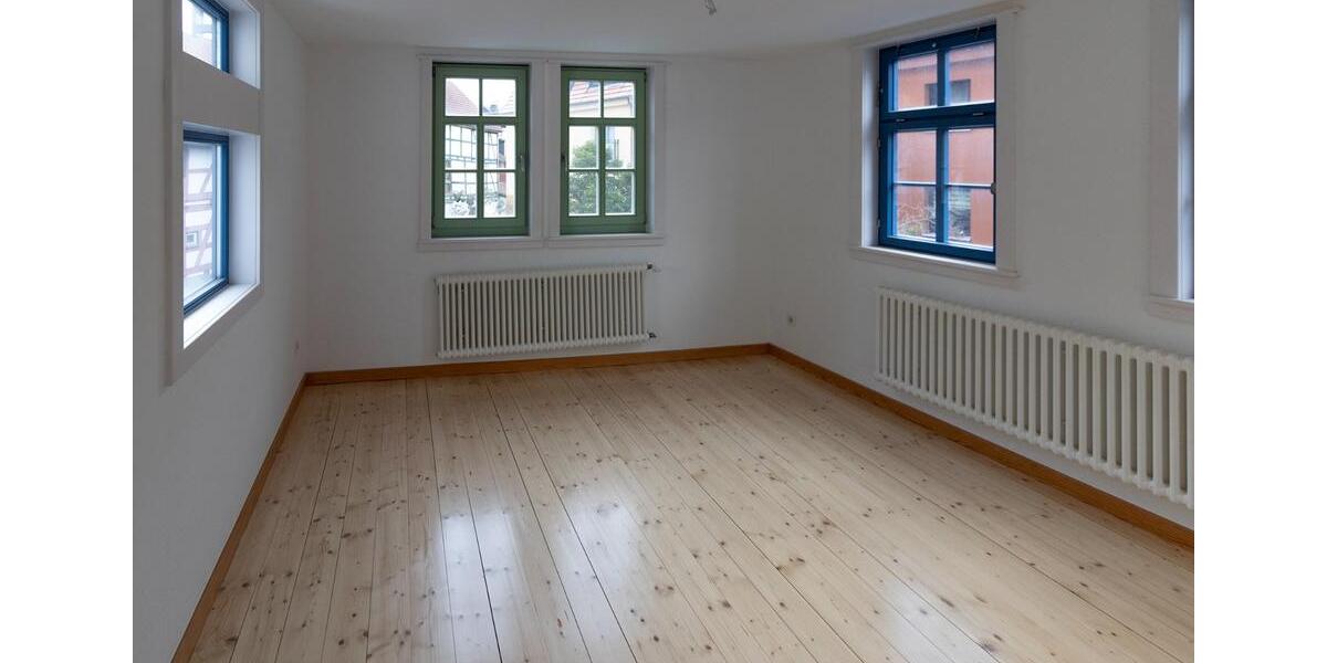 Etagenwohnung Schmalkalden - 5 Zimmer, 81 m&sup2;, 630&euro; | Angebot:22485783