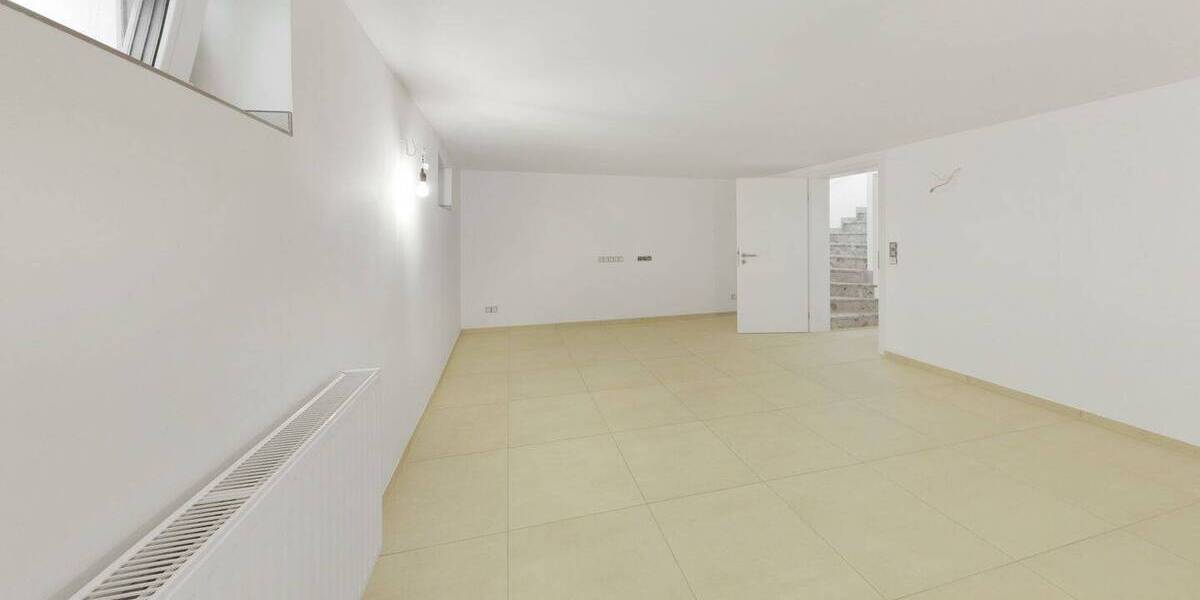 Reihenmittelhaus Burgdorf - 4 Zimmer, 145 m&sup2;, 2.100&euro; | Angebot:26438784