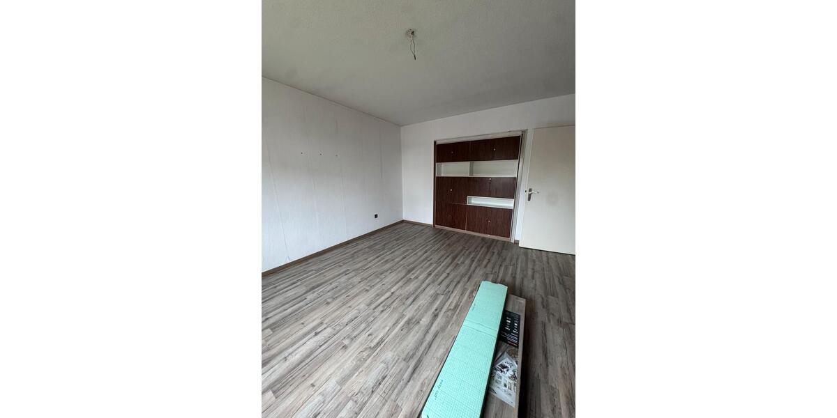 Erdgeschoßwohnung Bad Hersfeld - 3 Zimmer, 73 m&sup2;, 600&euro; | Angebot:26427771