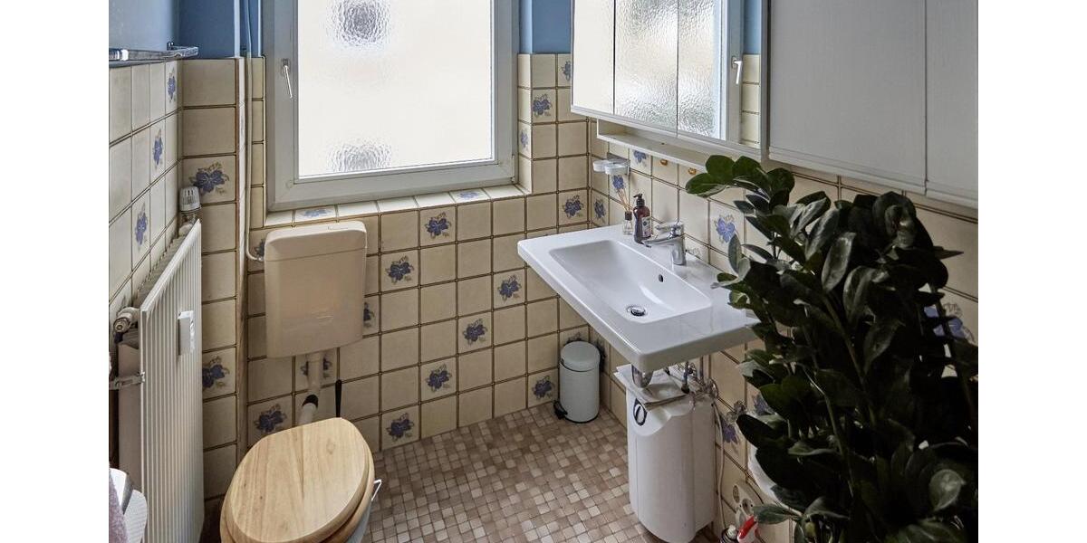 Etagenwohnung Hildesheim Himmelsthür - 4 Zimmer, 100 m&sup2;, 1.200&euro; | Angebot:26253772