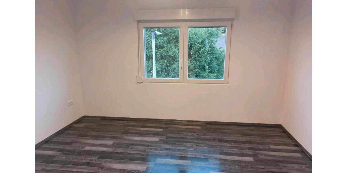Doppelhaushälfte Ulmen - 6 Zimmer, 150 m&sup2;, 1.000&euro; | Angebot:26705293