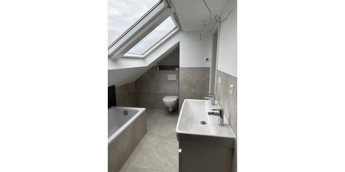 Doppelhaushälfte Filderstadt - 4 Zimmer, 135 m&sup2;, 2.200&euro; | Angebot:25059825