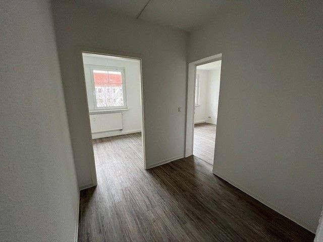 Etagenwohnung Zwickau Eckersbach - 2 Zimmer, 50 m&sup2;, 259&euro; | Angebot:26842168