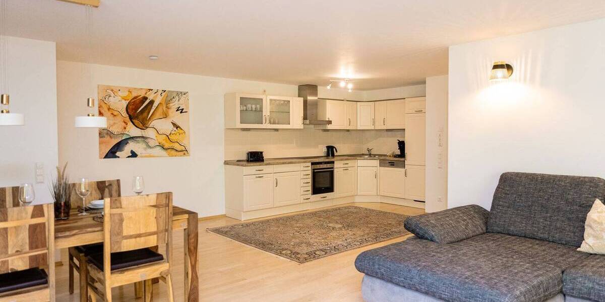 Etagenwohnung Murnau am Staffelsee Murnau - 2 Zimmer, 102 m&sup2;, 1.600&euro; | Angebot:22601494