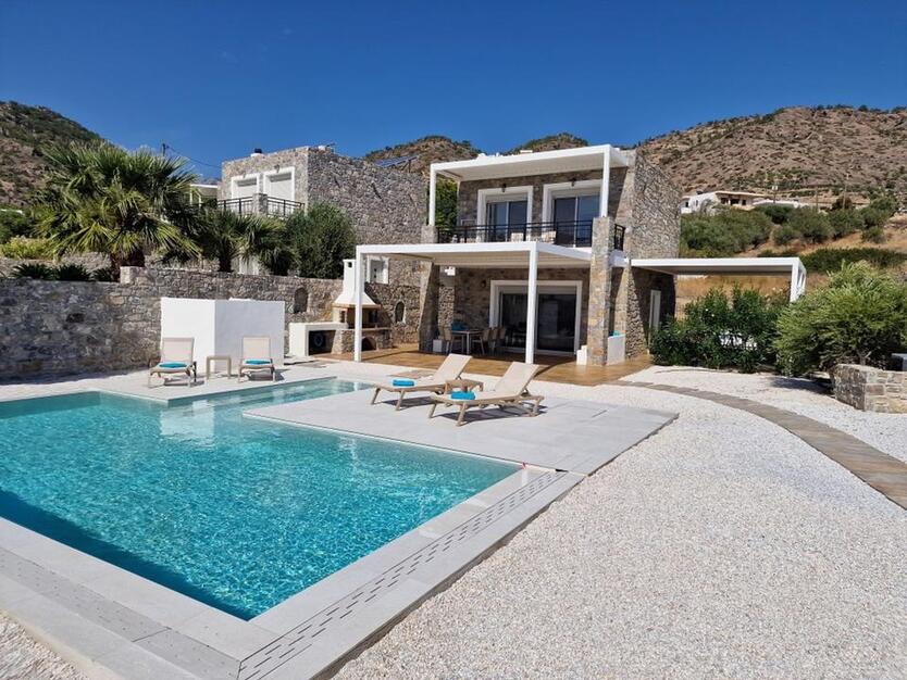 Ferienhaus mit Pool direkt am Meer Kreta Südküste für 4 Personen