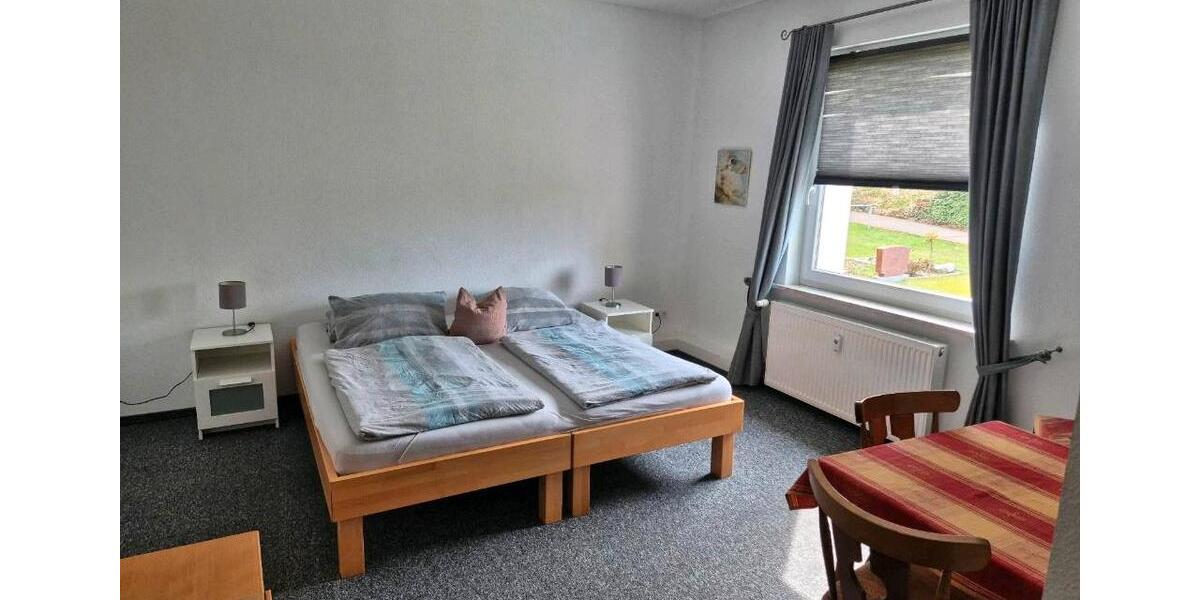 Wohnen auf Zeit Hohenaspe - 6 Zimmer, 20 m&sup2;, 15&euro; | Angebot:26224171