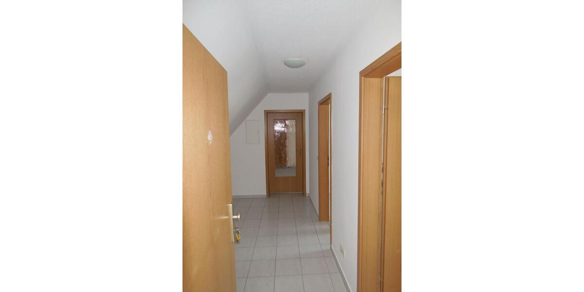 Dachgeschoßwohnung Königswartha - 2 Zimmer, 69 m&sup2;, 320&euro; | Angebot:26463613