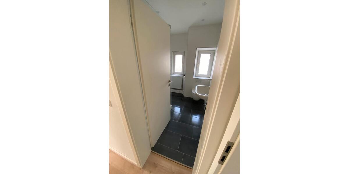 Etagenwohnung Hamm (Sieg) - 5 Zimmer, 90 m&sup2;, 800&euro; | Angebot:26040609