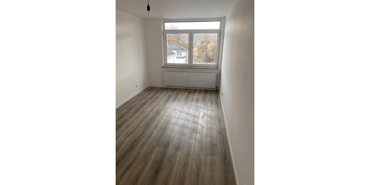 Etagenwohnung Bergneustadt - 2 Zimmer, 70 m&sup2;, 750&euro; | Angebot:26378943