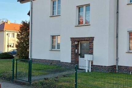 Wohnung Senftenberg - 2.5 Zimmer, 74 m&sup2;, 663&euro; | Angebot:27630460