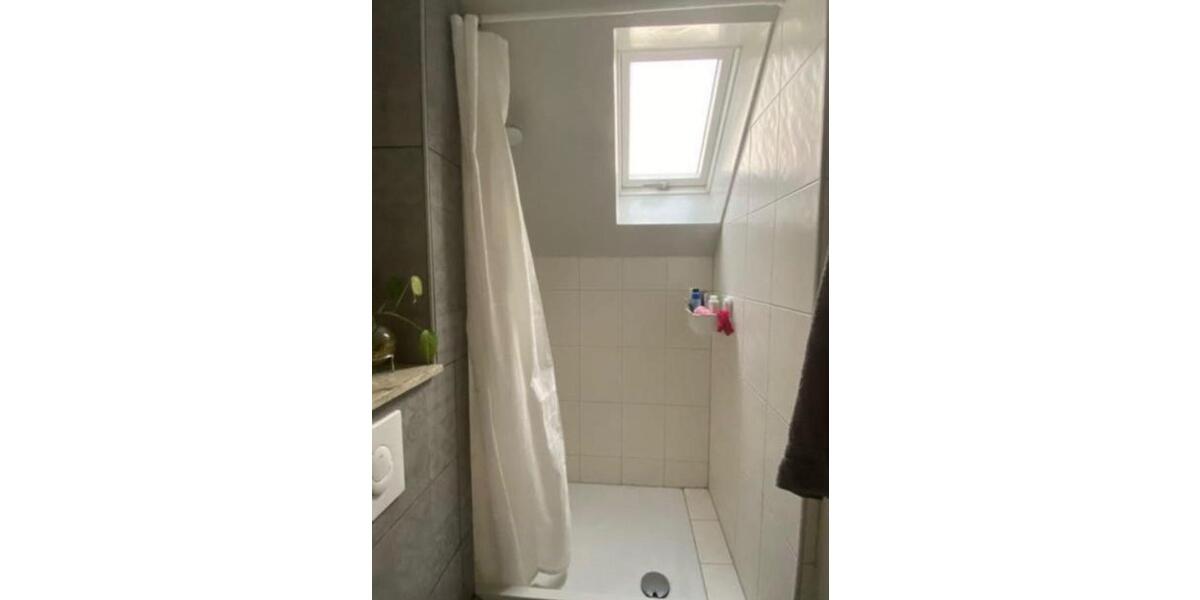 Wohnen auf Zeit Düsseldorf Oberbilk - 5 Zimmer, 84 m&sup2;, 470&euro; | Angebot:25929707