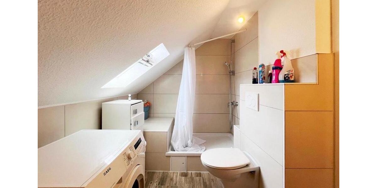 Dachgeschoßwohnung Frankfurt am Main Sossenheim - 1 Zimmer, 65 m&sup2;, 1.300&euro; | Angebot:25811025