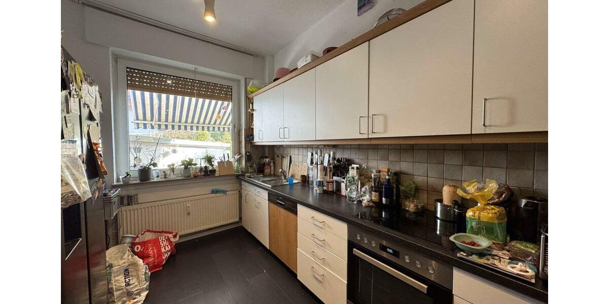 Erdgeschoßwohnung Lage - 6 Zimmer, 134 m&sup2;, 1.160&euro; | Angebot:25809455