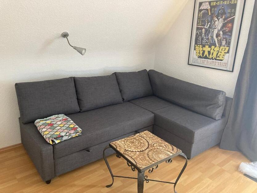 möblierte 2 Zi-DG Wohnung in Kirchheim befristet zu vermieten