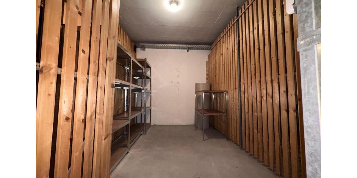Etagenwohnung Pfullingen - 2 Zimmer, 50 m&sup2;, 700&euro; | Angebot:26686282