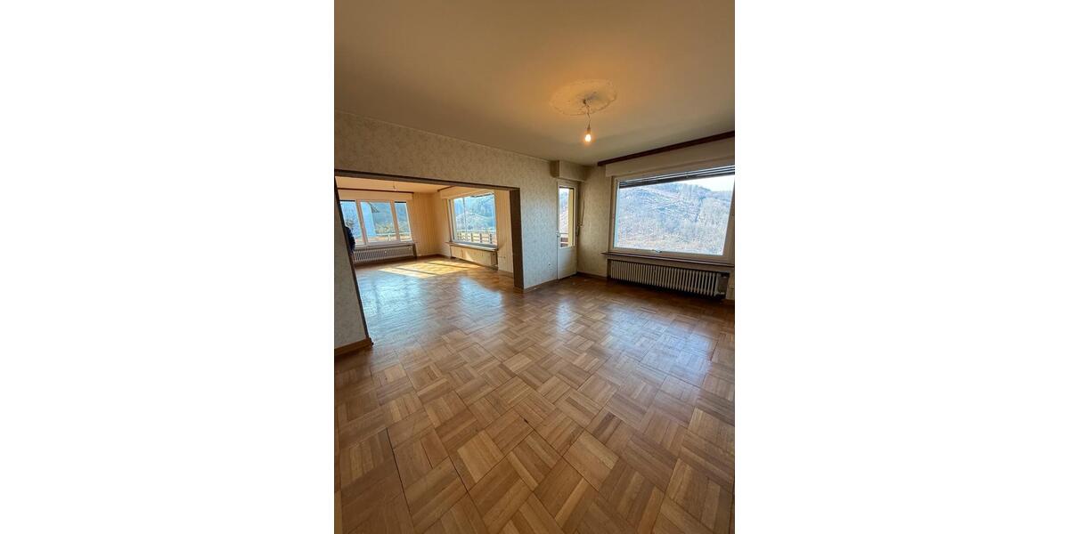 Einfamilienhaus Altena - 5 Zimmer, 120 m&sup2;, 1.300&euro; | Angebot:25657666