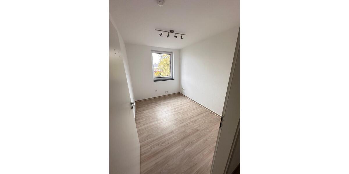 Etagenwohnung Korbach - 4 Zimmer, 115 m&sup2;, 1.150&euro; | Angebot:23246522