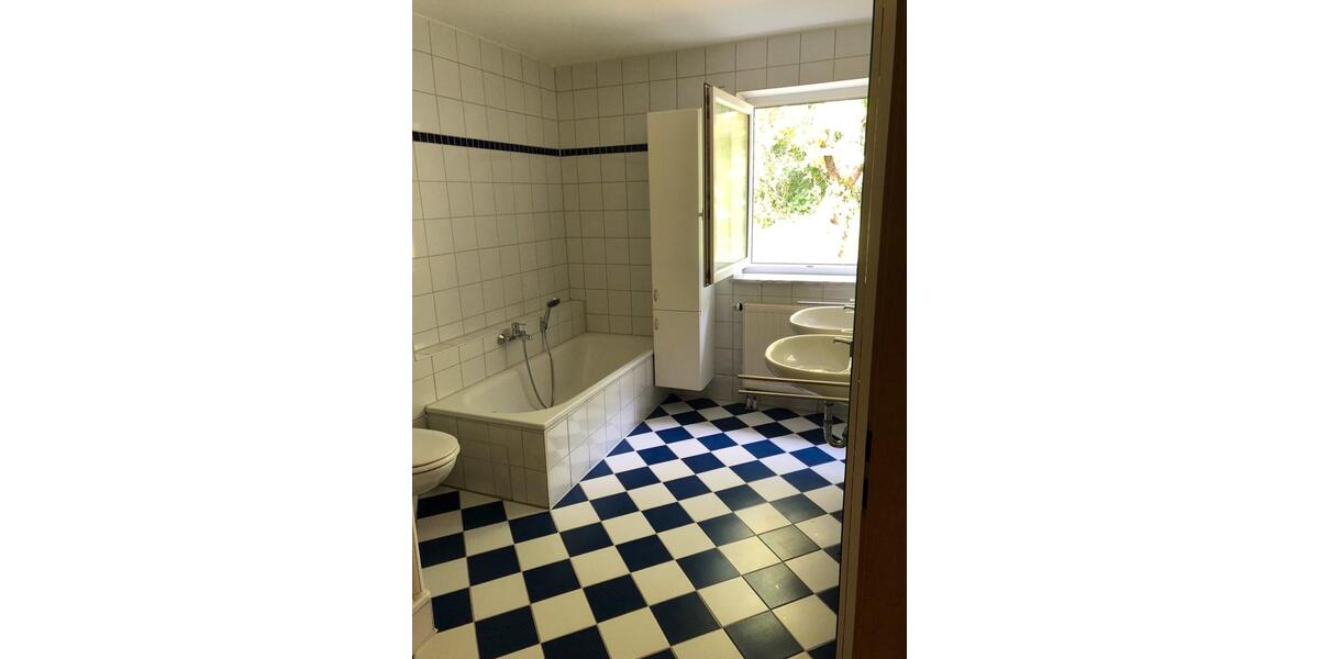 Etagenwohnung Wörth an der Donau - 3 Zimmer, 83 m&sup2;, 800&euro; | Angebot:26048616