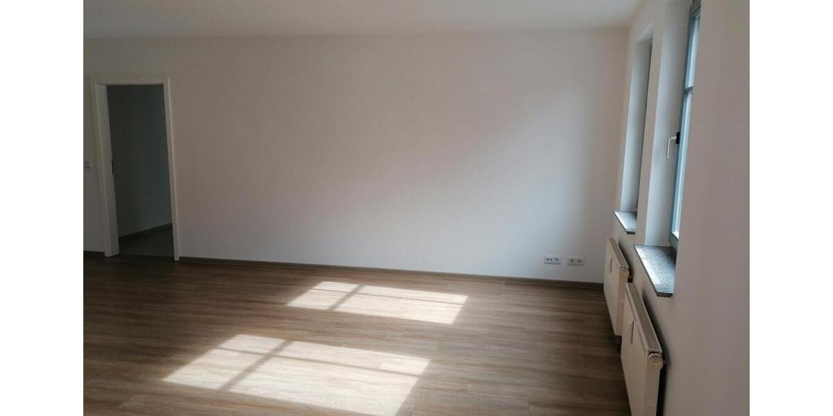 Etagenwohnung Artern - 4 Zimmer, 111 m&sup2;, 650&euro; | Angebot:26476623