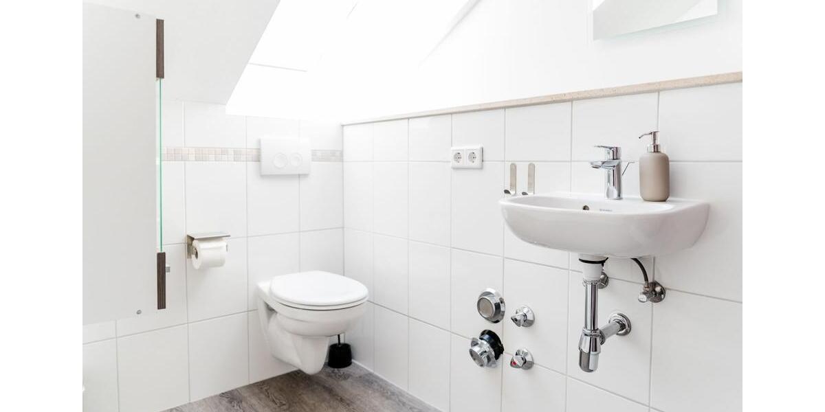 Dachgeschoßwohnung Flensburg Falkenberg - 1 Zimmer, 42 m&sup2;, 750&euro; | Angebot:25714982