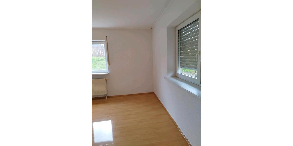 Etagenwohnung Ilmenau - 3 Zimmer, 72 m&sup2;, 450&euro; | Angebot:24702812