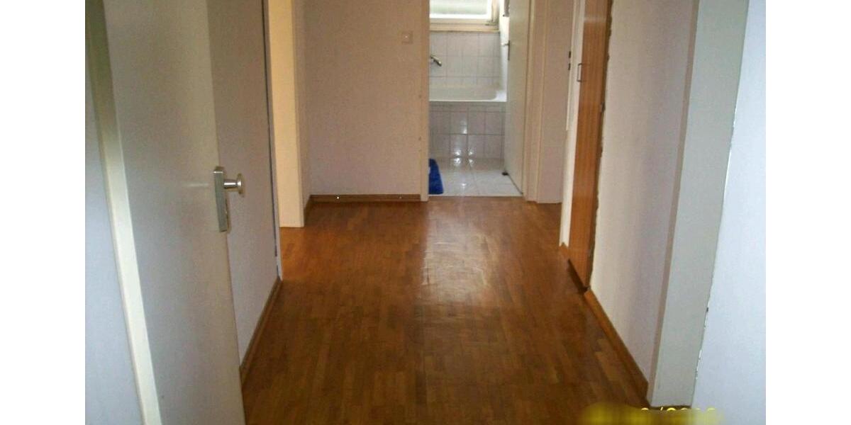 Etagenwohnung Plochingen - 2 Zimmer, 60 m&sup2;, 1.100&euro; | Angebot:26047535