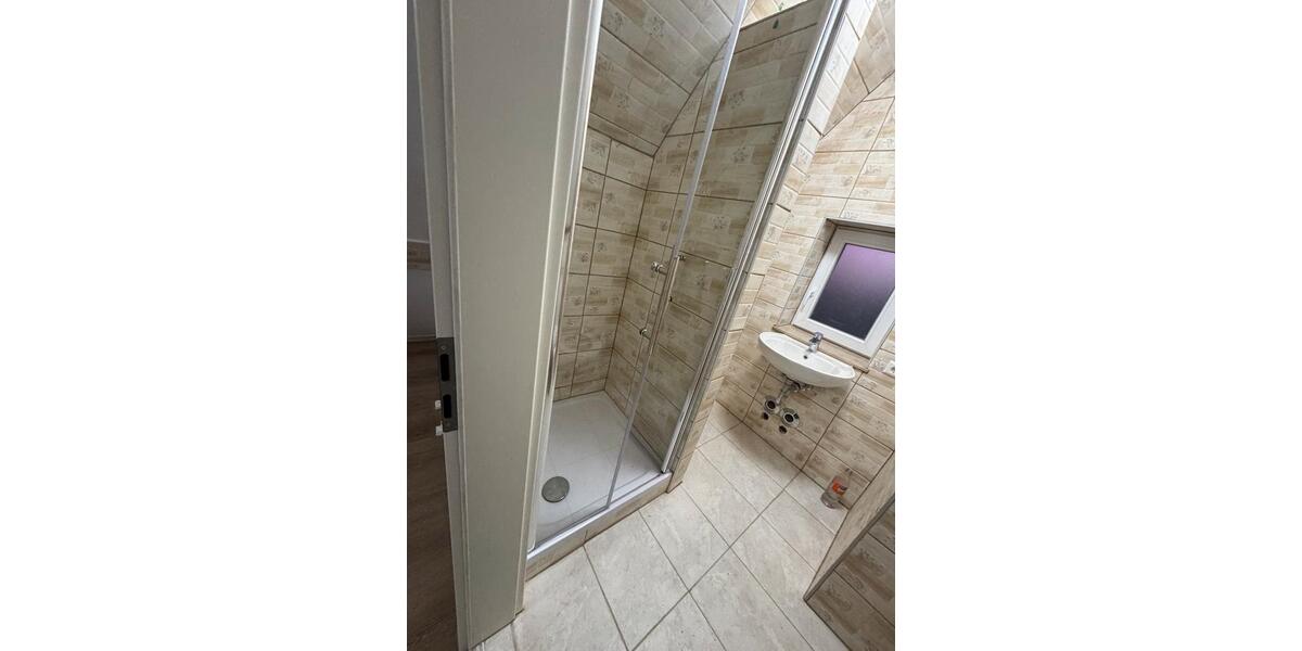 Dachgeschoßwohnung Zimmern ob Rottweil - 2 Zimmer, 50 m&sup2;, 600&euro; | Angebot:26415086