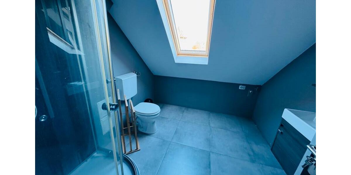 Dachgeschoßwohnung Windsbach - 2 Zimmer, 70 m&sup2;, 800&euro; | Angebot:26042542