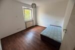 Etagenwohnung Leonberg - 4 Zimmer, 80 m&sup2;, 1.200&euro; | Angebot:25753186