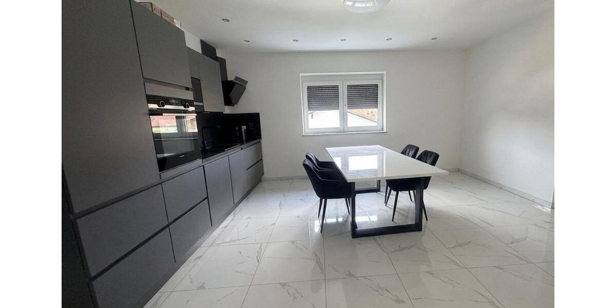 Etagenwohnung Cham - 5 Zimmer, 120 m&sup2;, 950&euro; | Angebot:26252399