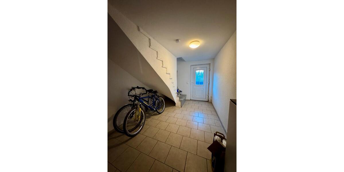 Schöne 2 Zimmer - Souterrain - Wohnung 2 zimmer