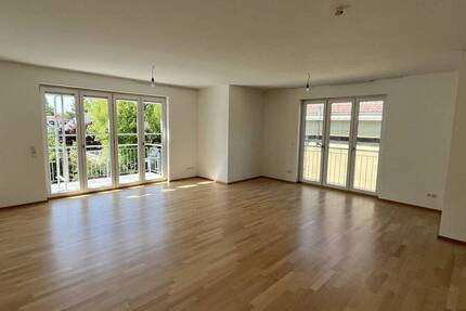 Wohnung Karlsruhe Nordstadt - 4 Zimmer, 119 m&sup2;, 1.700&euro; | Angebot:26486220