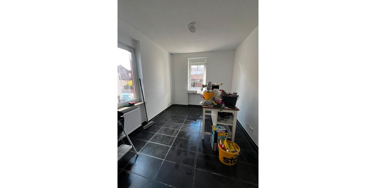 Einfamilienhaus Münster (Hessen) - 9 Zimmer, 180 m&sup2;, 2.450&euro; | Angebot:20612194