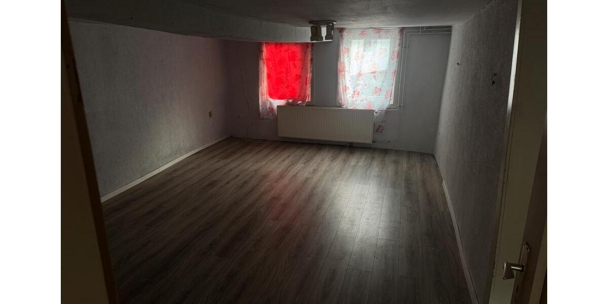 Haus zur Miete in Biskirchen inkl. großer Scheune & Stellplatz 1 zimmer