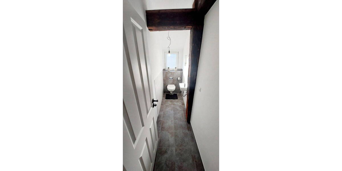 Etagenwohnung Göppingen-Hohenstaufen Hohenstaufen - 4 Zimmer, 130 m&sup2;, 1.450&euro; | Angebot:26548527