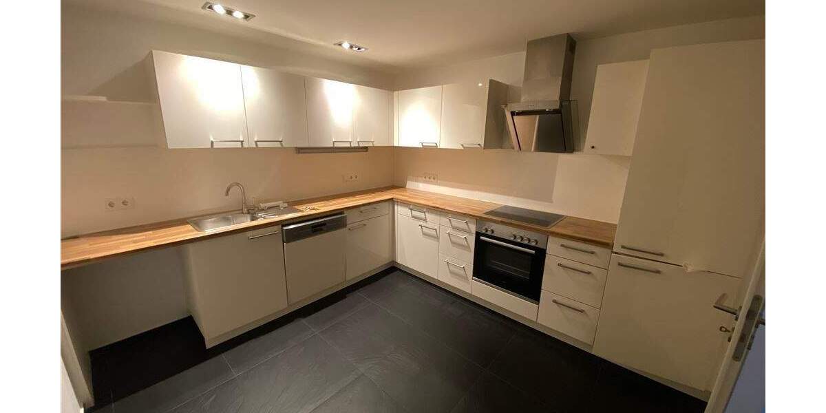 Etagenwohnung Erfurt Löbervorstadt - 2 Zimmer, 66 m&sup2;, 765&euro; | Angebot:24874581