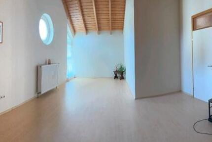 Schöner Seminarraum 28 m² für Yoga, Heilarbeit, Singkreise, usw. 1 zimmer
