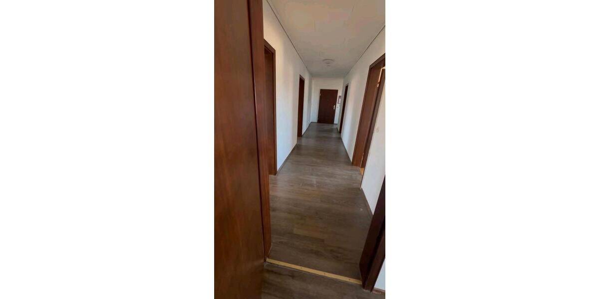 Etagenwohnung Meßstetten - 4 Zimmer, 120 m&sup2;, 1.150&euro; | Angebot:26399954