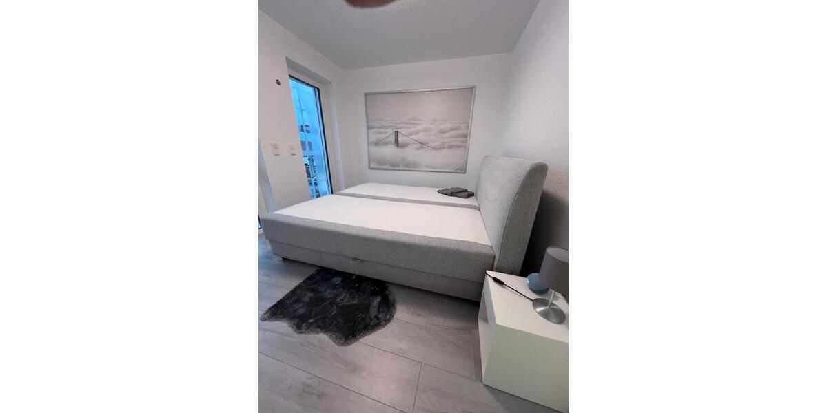 Dachgeschoßwohnung Gäufelden - 2 Zimmer, 54 m&sup2;, 1.100&euro; | Angebot:25142453