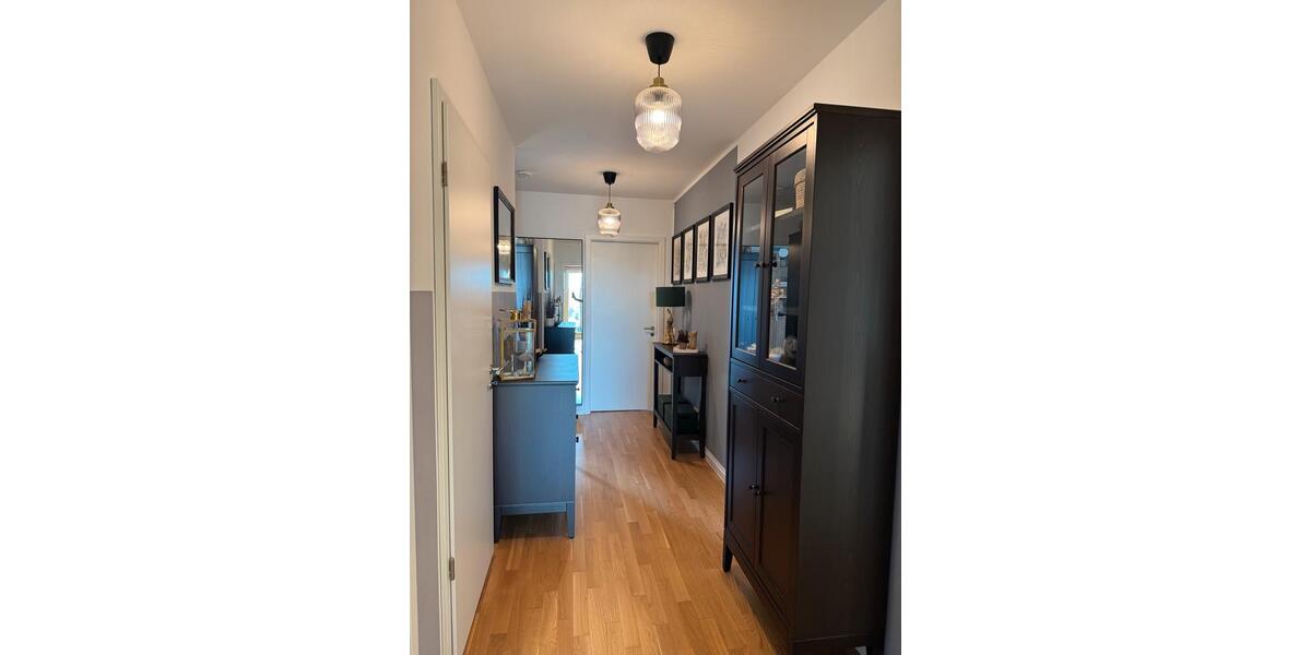 Dachgeschoßwohnung Potsdam - 4 Zimmer, 130 m&sup2;, 1.779&euro; | Angebot:27632323