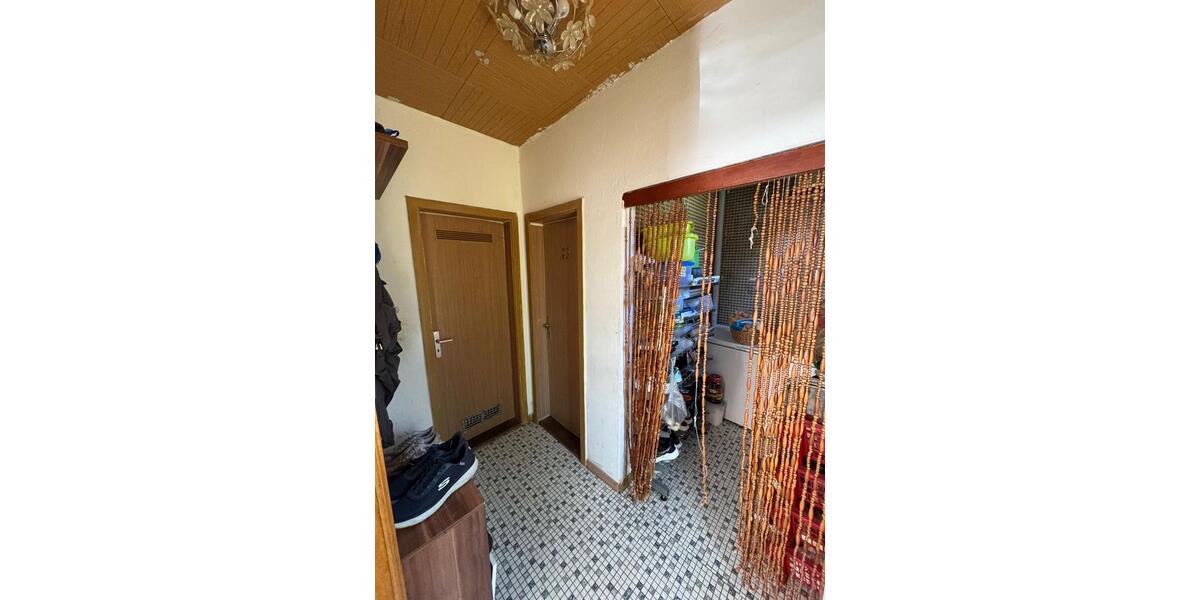 Einfamilienhaus Emden Tholenswehr - 4 Zimmer, 110 m&sup2;, 950&euro; | Angebot:25384746