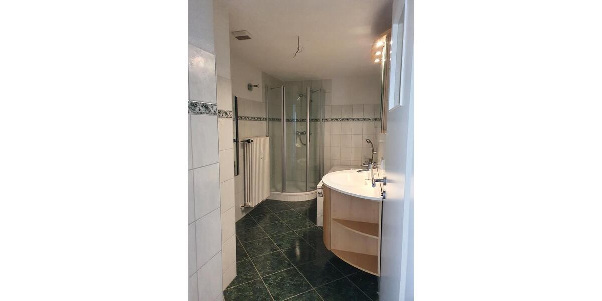 Dachgeschoßwohnung Bautzen - 3 Zimmer, 135 m&sup2;, 800&euro; | Angebot:24537557