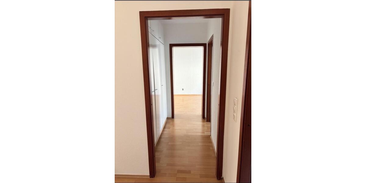 Etagenwohnung Hildesheim Bockfeld - 2 Zimmer, 72 m&sup2;, 570&euro; | Angebot:26024226
