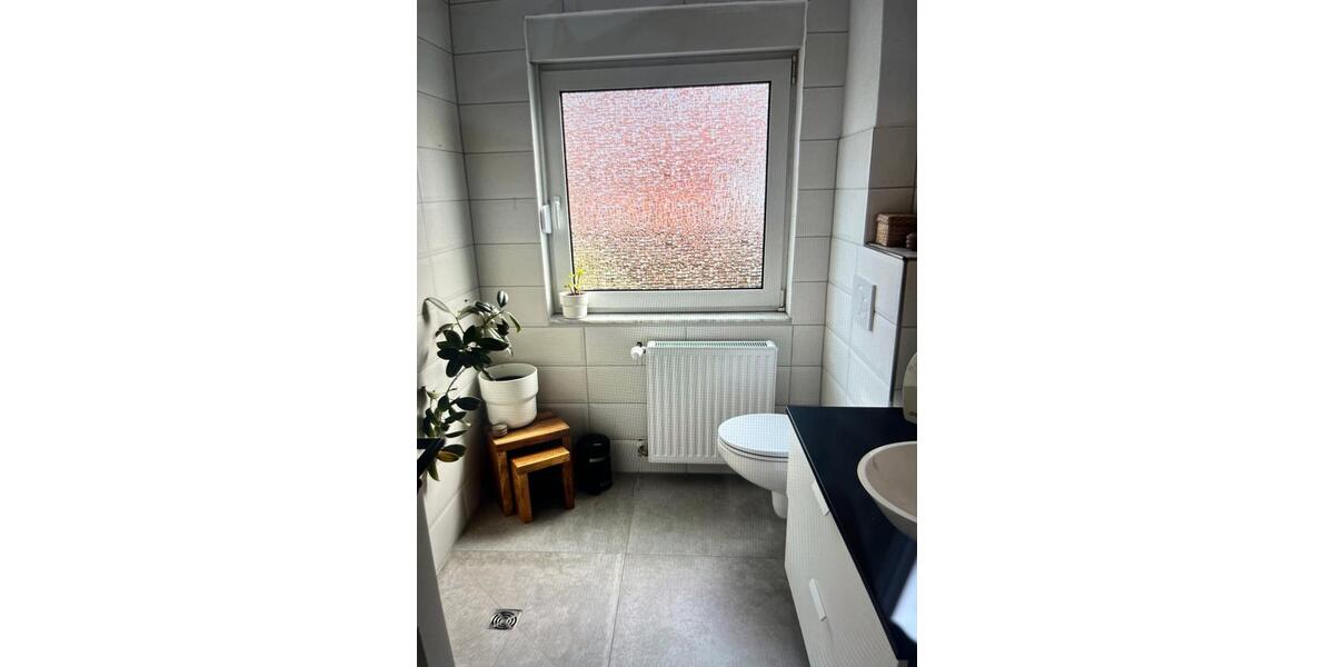 Wohnen auf Zeit Löningen - 7 Zimmer, 200 m&sup2;, 45&euro; | Angebot:25037432
