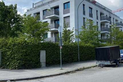 Wohnung München Pasing - 2 Zimmer, 81 m&sup2;, 1.800&euro; | Angebot:27226699
