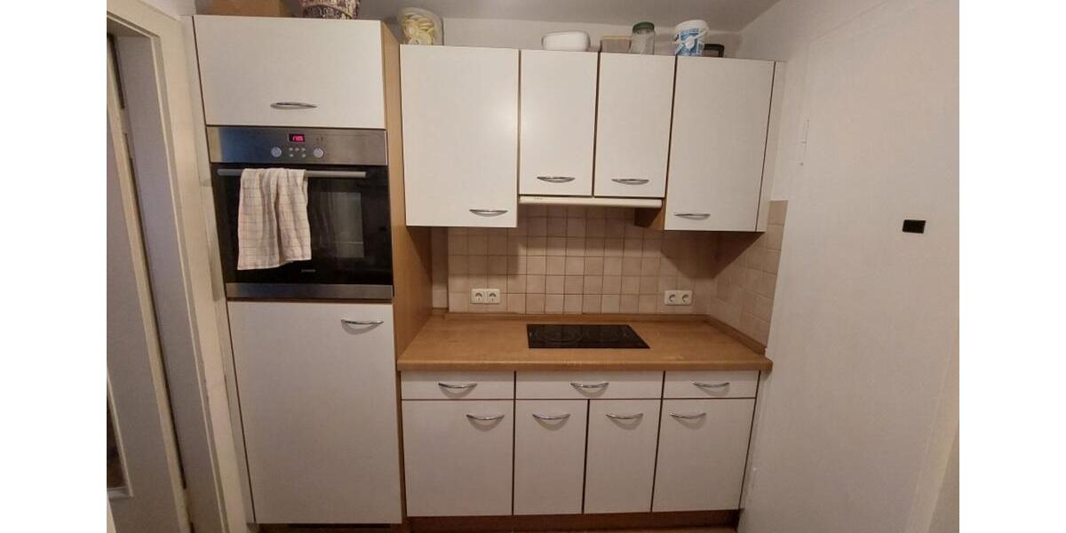 Dachgeschoßwohnung München Schwabing-West - 1.5 Zimmer, 30 m&sup2;, 1.100&euro; | Angebot:25043784