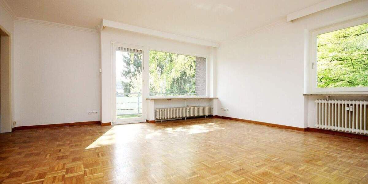 Schöne 2,5 - Zimmer - Wohnung mit Parkettboden, Einbauküche, Bad mit Wanne, toller Grundriss! 2 zimmer