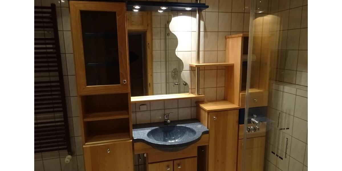 Erdgeschoßwohnung Runding - 3 Zimmer, 99 m&sup2;, 600&euro; | Angebot:26019963