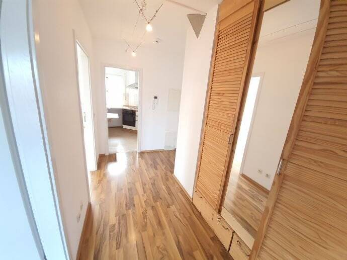Etagenwohnung Amberg - 2 Zimmer, 55 m&sup2;, 650&euro; | Angebot:26804667