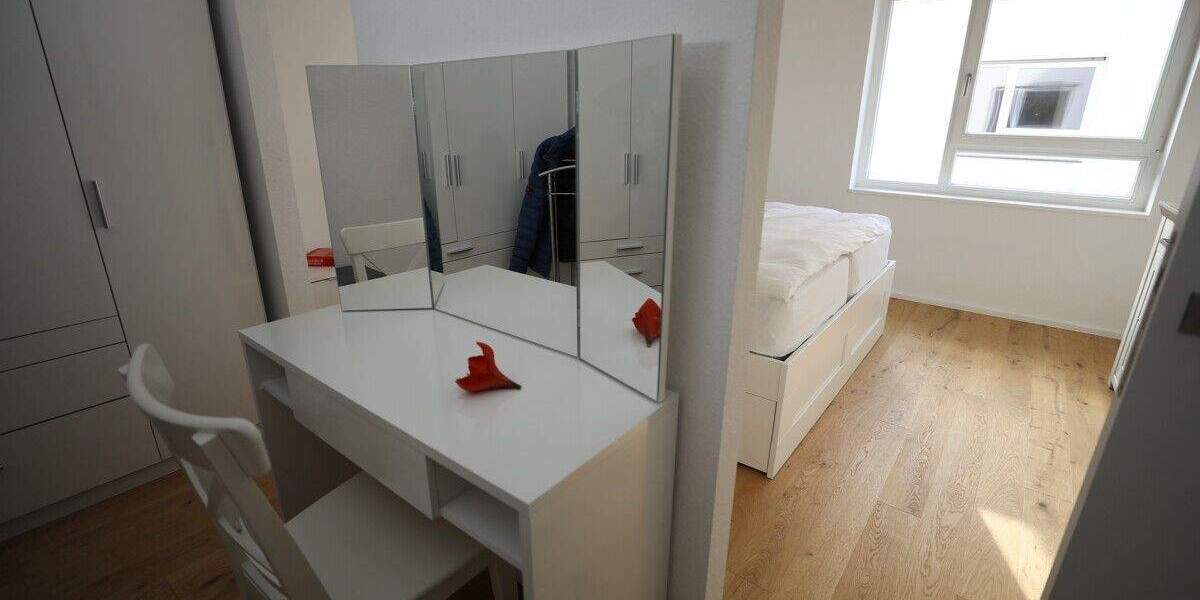 Einfamilienhaus Niederdorfelden - 7 Zimmer, 210 m&sup2;, 3.100&euro; | Angebot:24401392